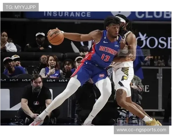 黄蜂大战老鹰季后赛激战 谁将脱颖而出晋级下一轮