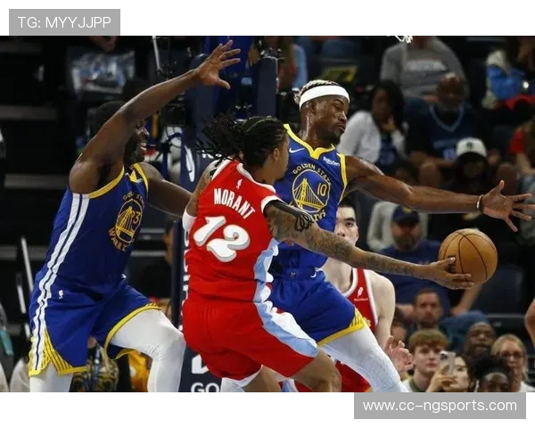 勇士挑战雷霆争夺季后赛席位双方激战引发联盟关注