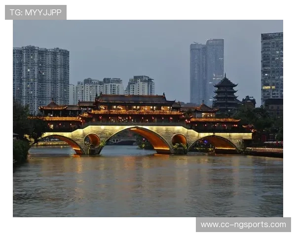 成都蓉城崛起之路：从历史文化名城到现代都市新引擎的跨越与发展