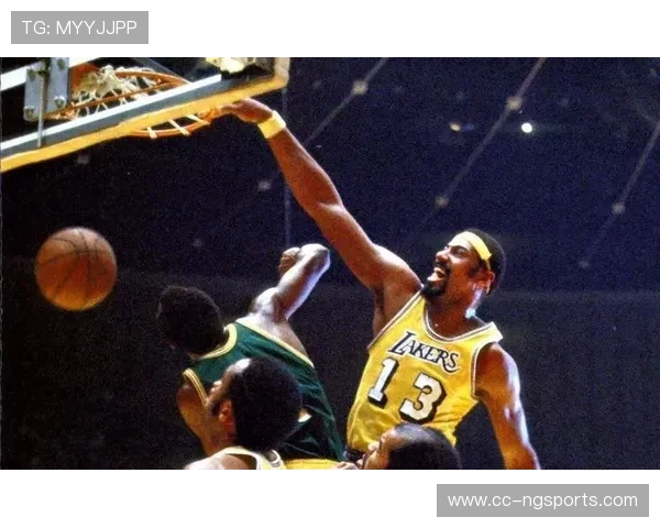 威尔特·张伯伦的传奇人生与篮球历史的深远影响分析