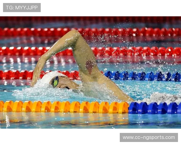 从惊心动魄到优雅入水全面解析跳水运动的技巧与心理魅力