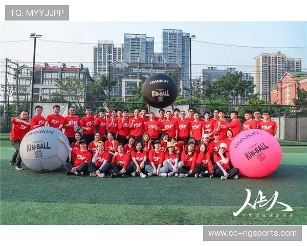 激情绿茵梦追光辉岁月展现团队力量与永不言弃精神