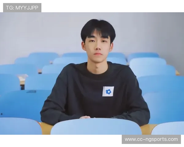 刘泽一的成长之路:从普通少年到卓越领袖的奋斗故事 刘泽一的成长之路:从普通少年到卓越领袖的奋斗故事